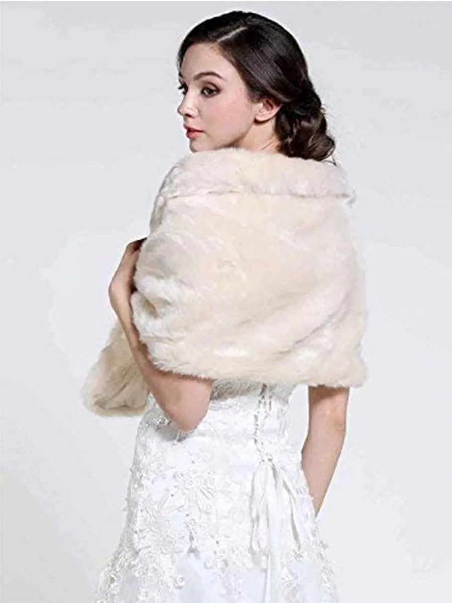 2025 Cozy Beige Faux Fur Shawl Bridal Fur Cape