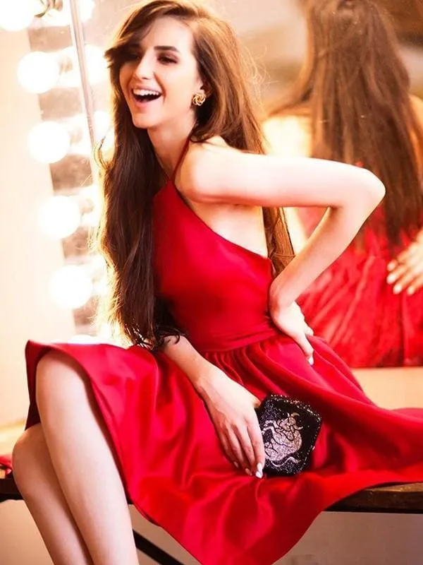 Bridelily A-Line With Ruched Halter Satin Sleeveless Short/Mini Dresses