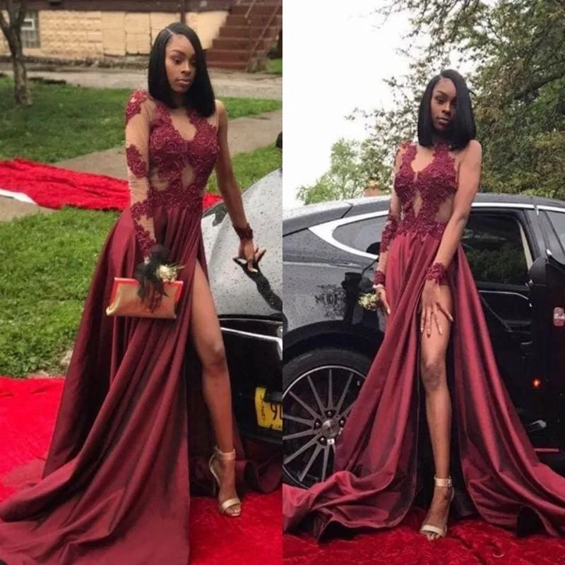 Bridelily Burgundy A-Line Long Sleeves Prom Dresses 2019 Appliques Side Slit Evening Dresses SK0107