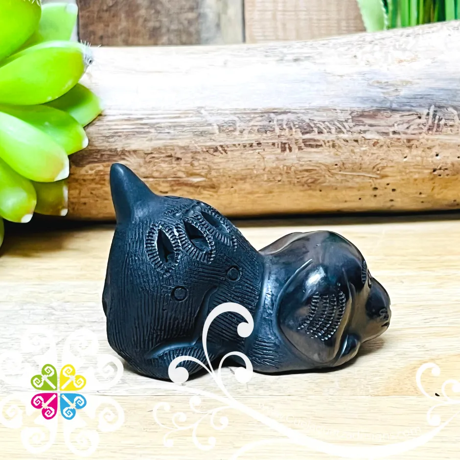 Mini Playful Puppy Black Clay Figure - Barro Negro Oaxaca
